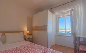 Demark Room 2